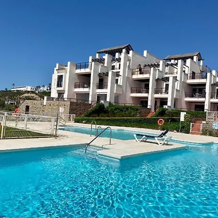 Sunshine Front Complex, Wifi, Modern Apartment